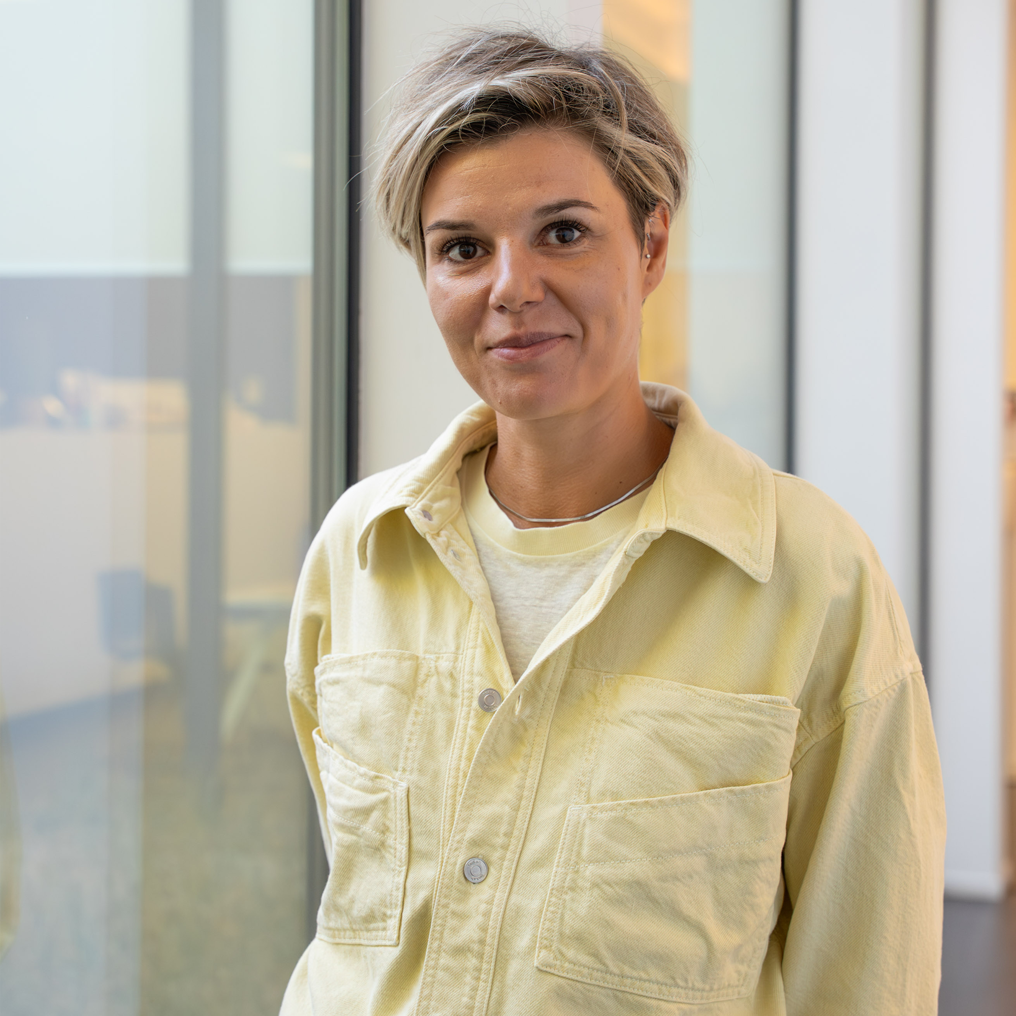 Sofwave-Ultrasound-verstrakking-kaaklijn-en-kin-Gent